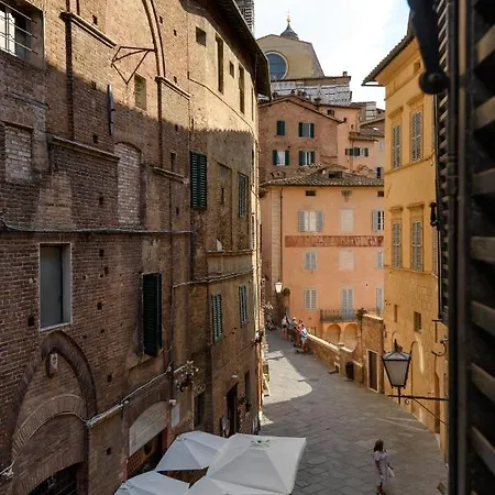 L'azure Di Apartment Siena